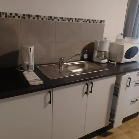 10. Cerisiers Option Clim- 4 Pers Feriehus