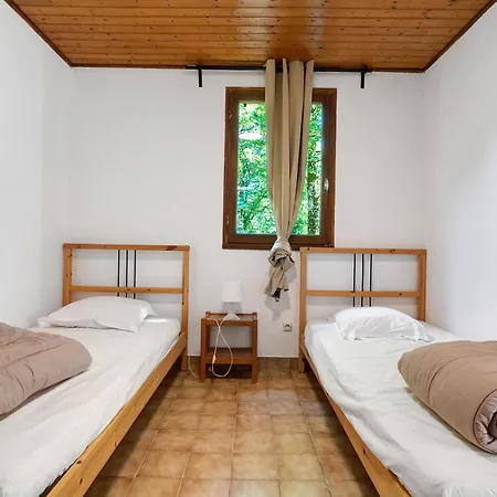 10. Cerisiers Option Clim- 4 Pers Holiday home *